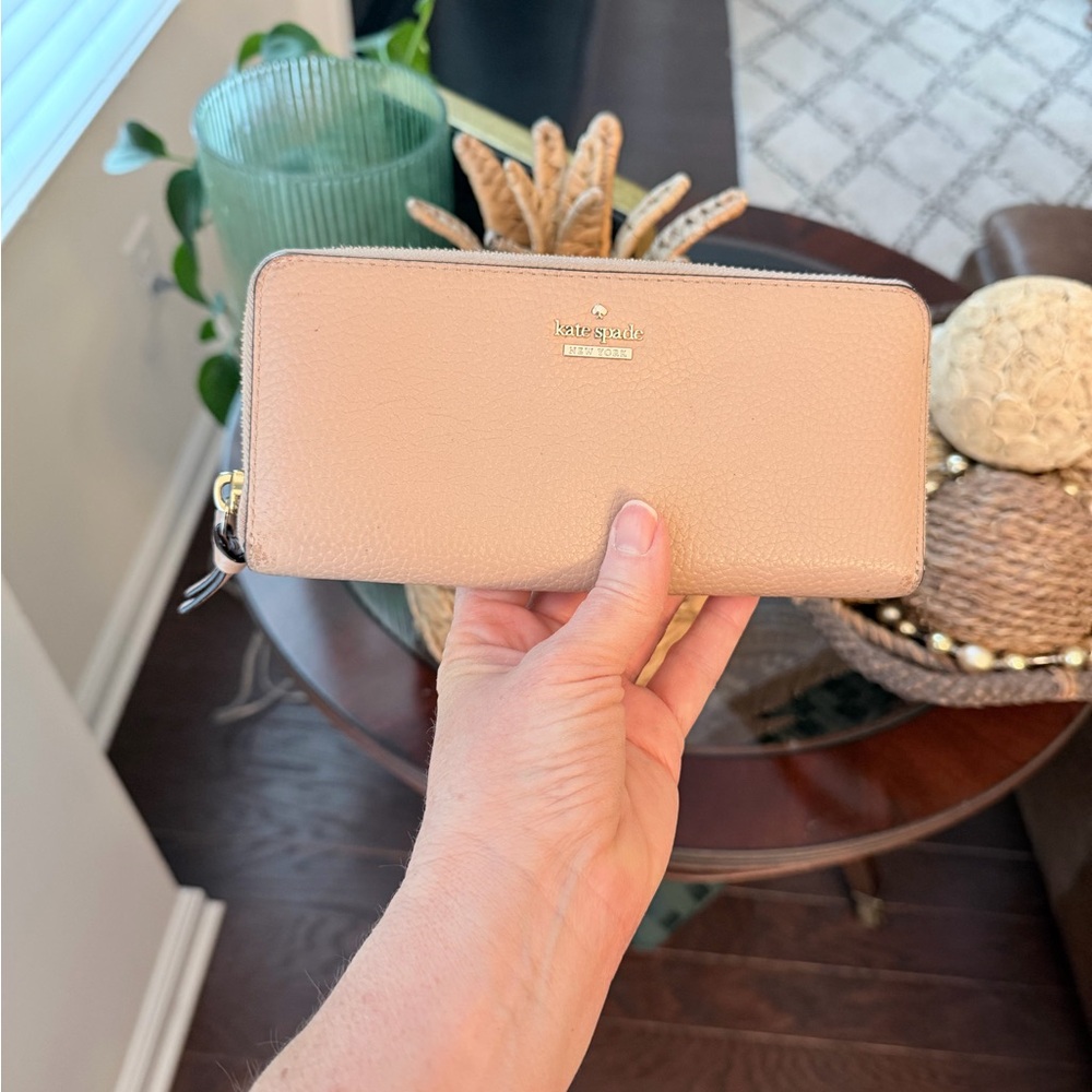kate spade Pebbled Leather Zip Wristlet in Blush